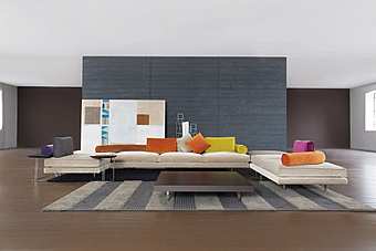 Couch Action