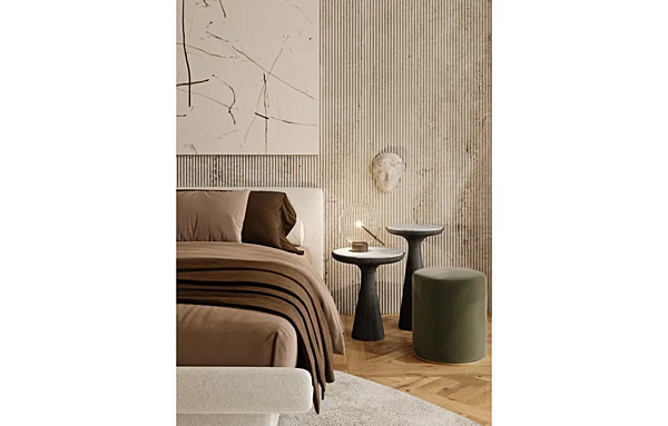 Letto matrimoniale in tessuto con testata imbottita lilla Gallotti&Radice fabbrica Gallotti & Radice dall'Italia. Foto №3