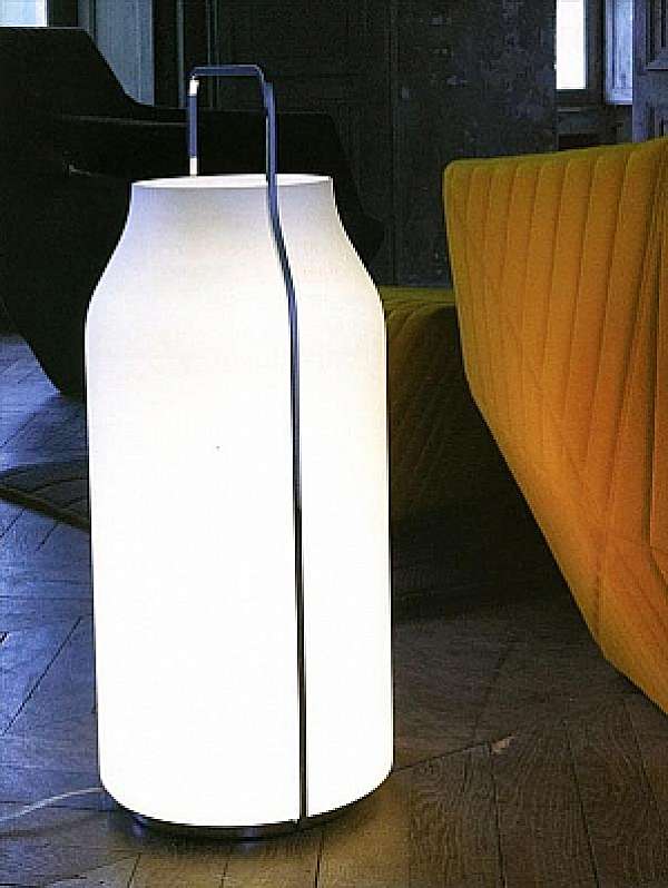 Lampada Da Tavolo Ligne ROSET Somerset fabbrica LIGNE ROSET dall'Italia. Foto №1