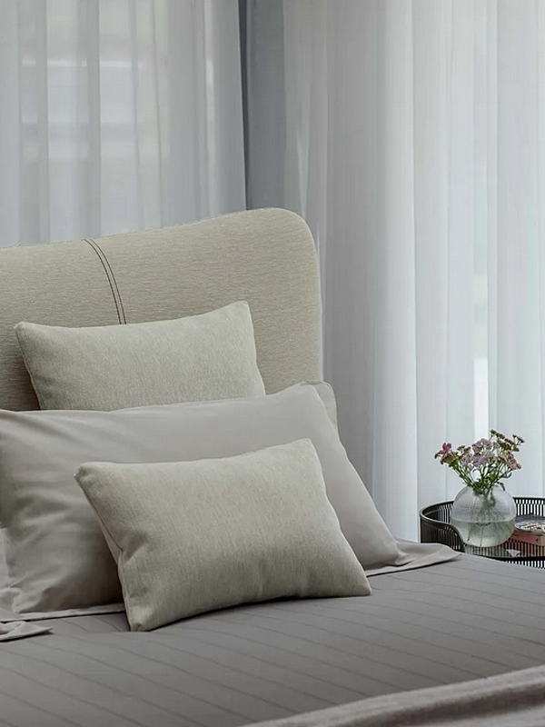 Letto matrimoniale in pelle con testata imbottita Flou Baia fabbrica Flou dall'Italia. Foto №6