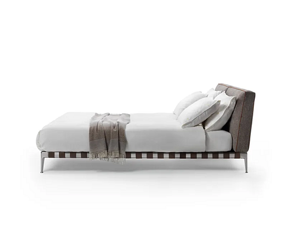 Letto matrimoniale in tessuto con testata imbottita FLEXFORM GREGORY fabbrica FLEXFORM dall'Italia. Foto №2