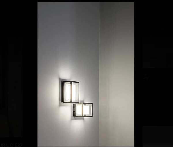 Lampade da muro DELTALIGHT Montur fabbrica DELTALIGHT dall'Italia. Foto №4