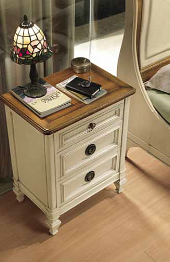 Bedside table 04.18