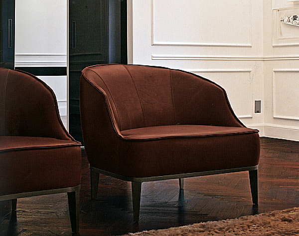 Poltrona LONGHI (F. lli LONGHI) X 650   fabbrica LONGHI (F.LLI LONGHI) dall'Italia. Foto №2