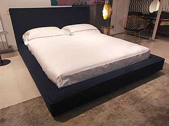 Letto matrimoniale B&B Italia RICHARD