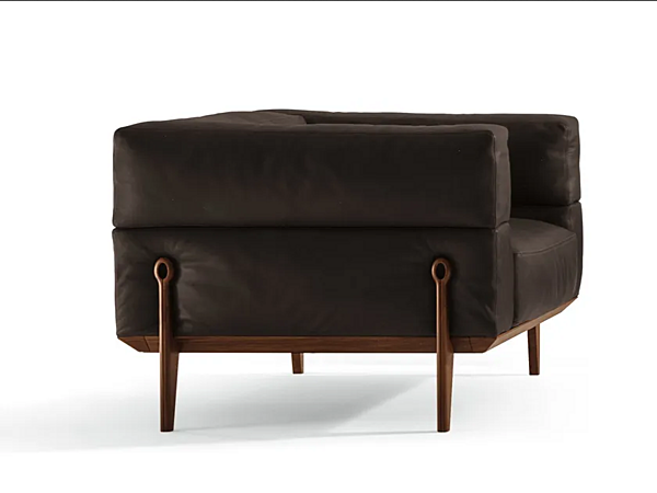 Poltrona in pelle con braccioli AGO GIORGETTI 66800 fabbrica GIORGETTI dall'Italia. Foto №1