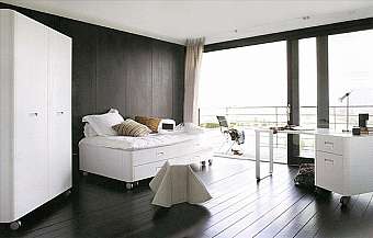 Composition LIGNE ROSET