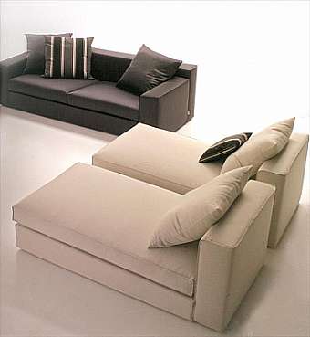Couch Hudson