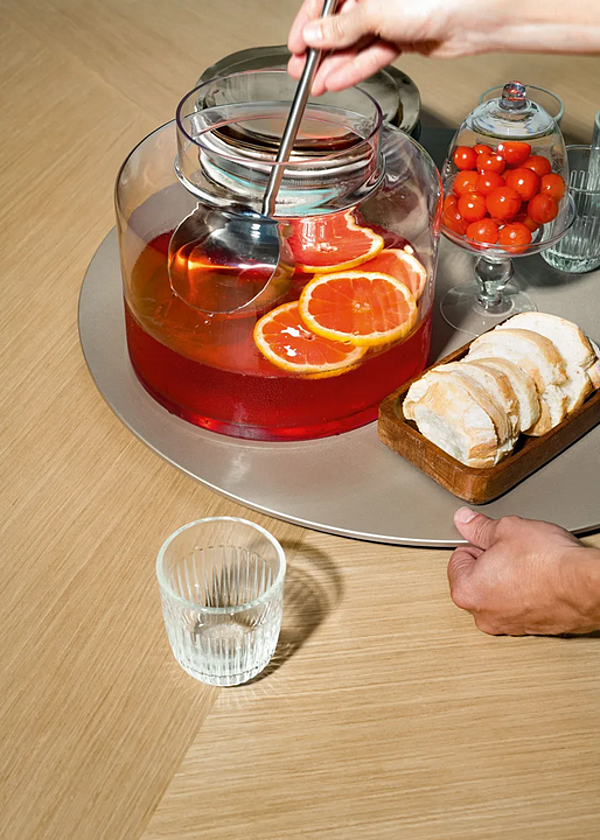 Tavolo da pranzo ovale in metallo Holo Pillar Kristalia fabbrica Kristalia dall'Italia. Foto №4
