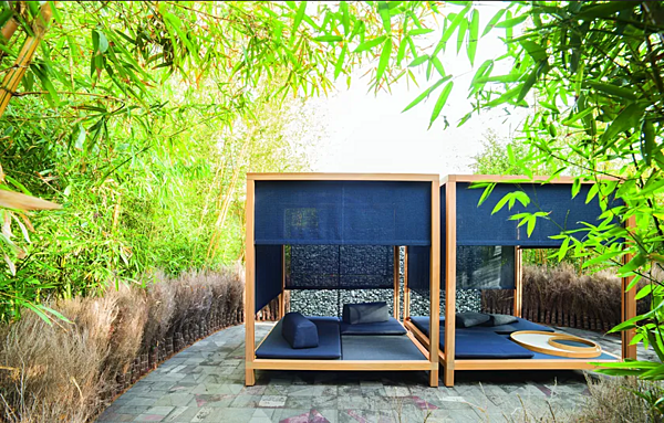 Lettino da giardino in cedro con parasole Toku PAOLA LENTI CA19A fabbrica PAOLA LENTI dall'Italia. Foto №4