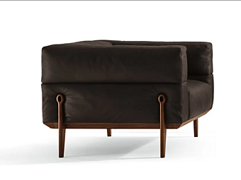 Poltrona in pelle con braccioli AGO GIORGETTI 66800