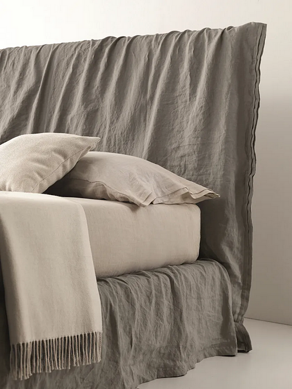 Letto matrimoniale con testiera imbottita Duomo Design Dress fabbrica Duomo Design dall'Italia. Foto №2