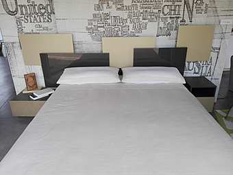 Letto INFINITY e Comodini