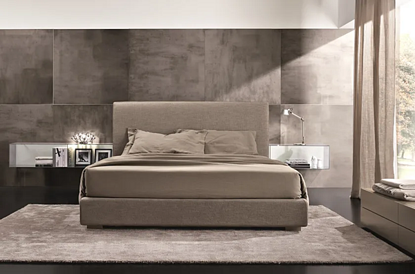 Letto matrimoniale con testiera alta in tessuto Mono Alto Duomo Design fabbrica Duomo Design dall'Italia. Foto №3