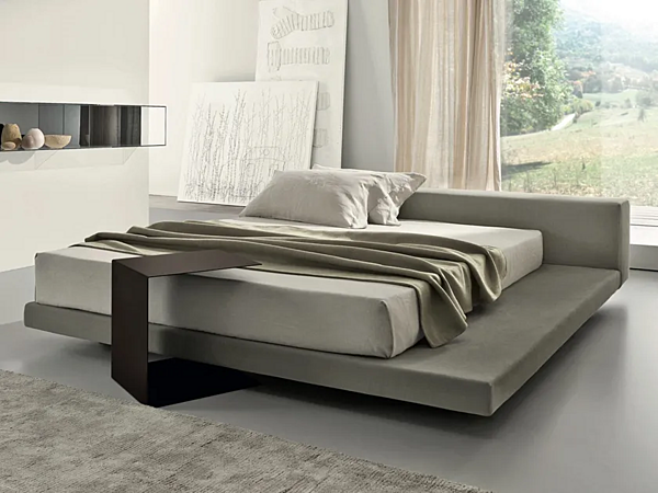 Letto matrimoniale con testata imbottita Atlante Duomo Design fabbrica Duomo Design dall'Italia. Foto №1