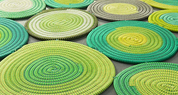 Tappeto geometrico fatto a mano in tessuto PAOLA LENTI Ellissi fabbrica PAOLA LENTI dall'Italia. Foto №3