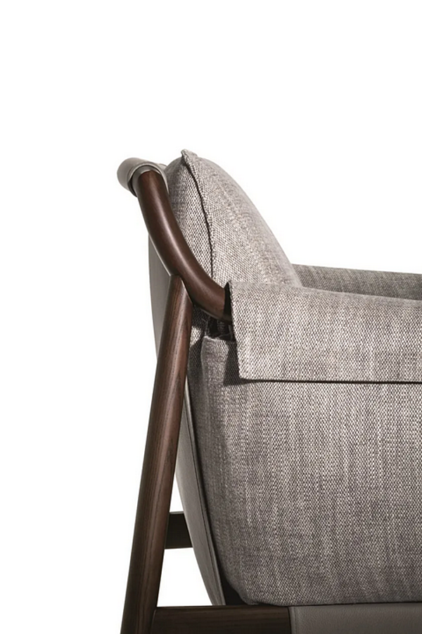 Poltrona in tessuto con braccioli Times Lounge Poltrona Frau fabbrica POLTRONA FRAU dall'Italia. Foto №10