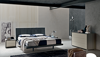 Bed Q466
