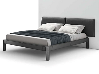 Letto matrimoniale in pelle con testata imbottita CAB NIGHT CASSINA
