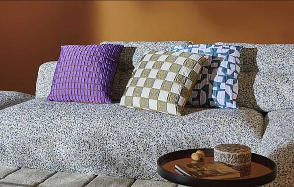 Cuscino geometrico quadrato in tessuto con telaio CHESS CASSINA fabbrica CASSINA dall'Italia. Foto №2