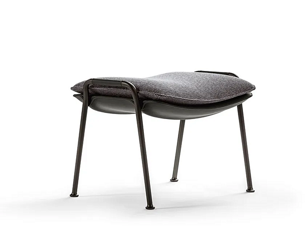 Puff in tessuto Arabesque Poltrona Frau fabbrica POLTRONA FRAU dall'Italia. Foto №1