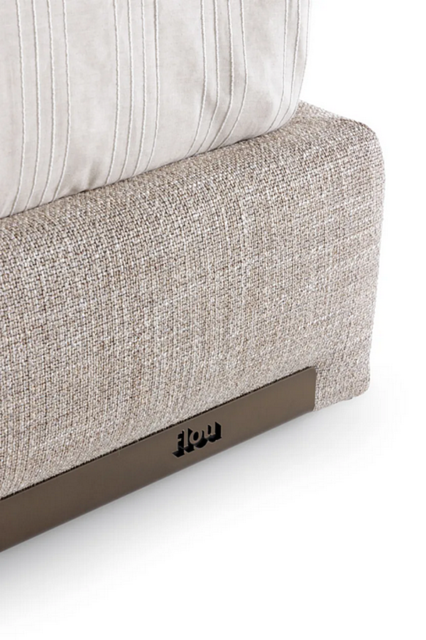 Letto matrimoniale con testata imbottita in tessuto Flou Atelierm fabbrica Flou dall'Italia. Foto №7