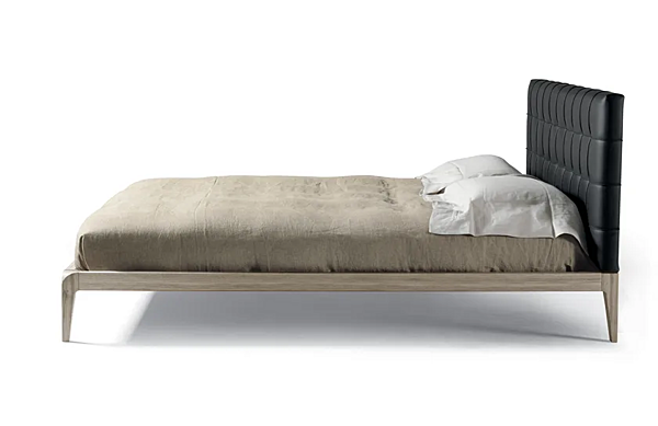 Letto matrimoniale in legno massello con testiera imbottita DALE SIG RE P 622 fabbrica Dale Italia (by Cantiero) dall'Italia. Foto №2