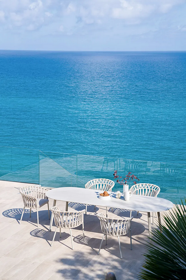 Sedia da giardino in alluminio verniciato a polvere con braccioli Emma Cross VARASCHIN 24810/24811, 24810L/24811L fabbrica VARASCHIN dall'Italia. Foto №3