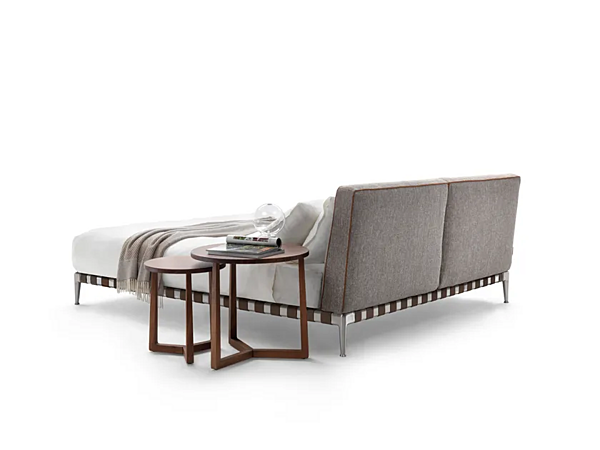 Letto matrimoniale in tessuto con testata imbottita FLEXFORM GREGORY fabbrica FLEXFORM dall'Italia. Foto №6
