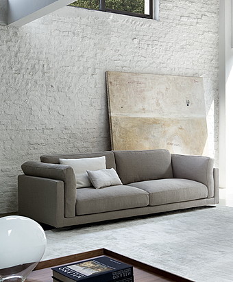 Couch HOST 8