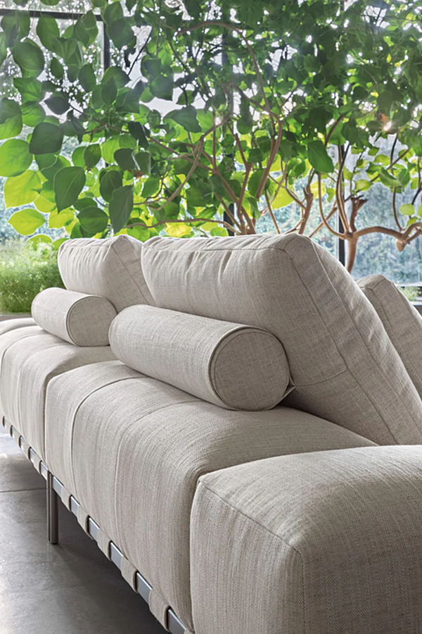 Divano angolare in tessuto Pixel Light interno Saba fabbrica SABA dall'Italia. Foto №11