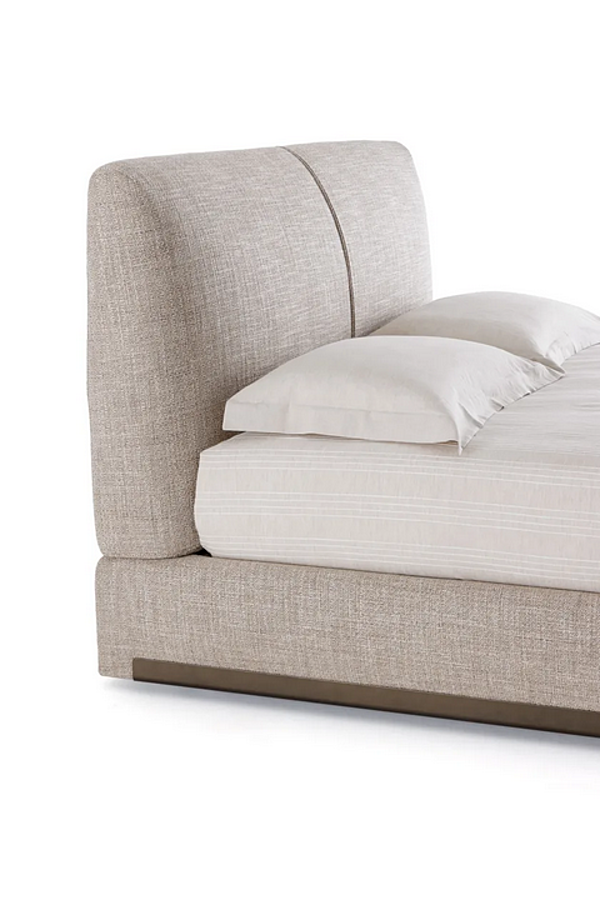 Letto matrimoniale con testata imbottita in tessuto Flou Atelierm fabbrica Flou dall'Italia. Foto №2
