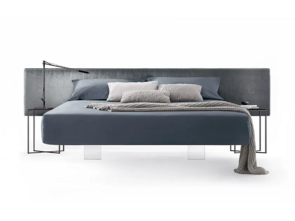 Letto matrimoniale in tessuto imbottito con schienale alto Duomo Design Plane Long Plus fabbrica Duomo Design dall'Italia. Foto №4