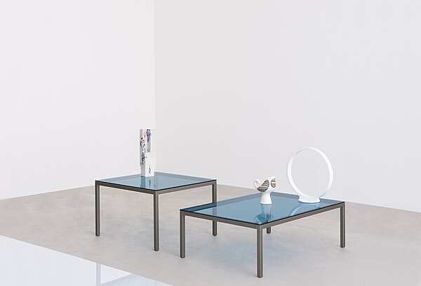 Tavolino DESALTO Helsinki 30 Small Table - glass top fabbrica DESALTO dall'Italia. Foto №7
