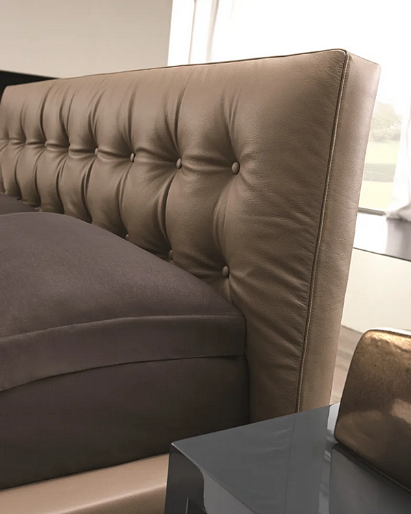 Letto matrimoniale in pelle con testata imbottita Parigi Duomo Design fabbrica Duomo Design dall'Italia. Foto №3