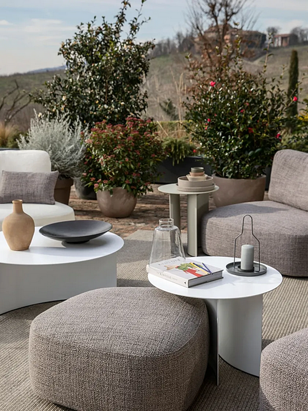 Tavolino laterale da giardino in metallo rotondo Pierre Flou fabbrica Flou dall'Italia. Foto №10