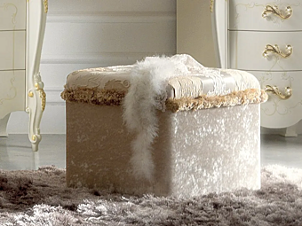 Pouf rettangolare imbottito CASA +39 ROSSINI 2122