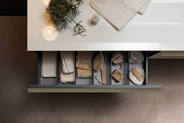 Mobile bagno a muro con cassetti Artelinea Riga 18 AL 577 fabbrica ARTELINEA dall'Italia. Foto №3