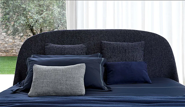 Letto imbottito con rivestimento sfoderabile Flou Taormina fabbrica Flou dall'Italia. Foto №5