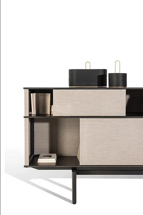 Credenza in tessuto tecnico POLTRONA FRAU collezione Lloyd Tex fabbrica POLTRONA FRAU dall'Italia. Foto №4