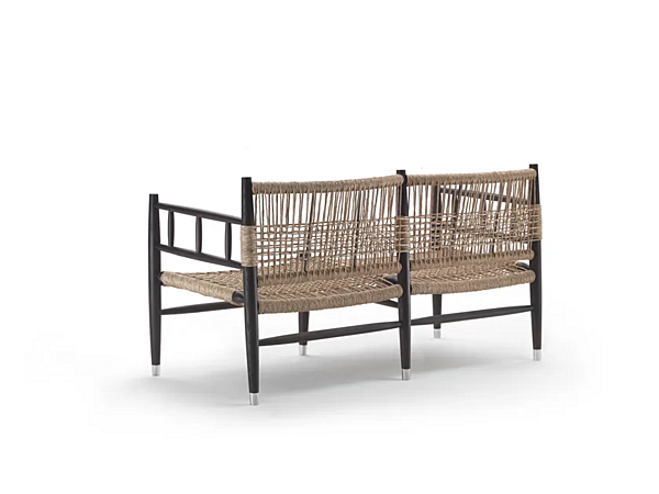 Divano piccolo in legno massello collezione Lee FLEXFORM fabbrica FLEXFORM dall'Italia. Foto №4