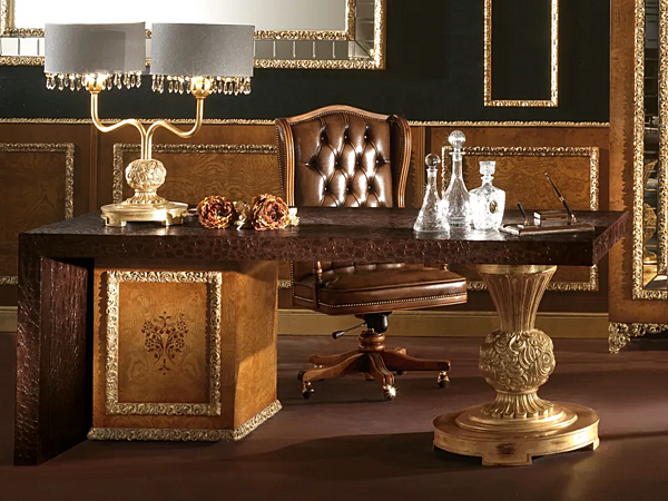 Scrivania rettangolare con cassetti in legno A.R. Arredamenti Royal 718 fabbrica A.R.ARREDAMENTI SRL dall'Italia. Foto №1