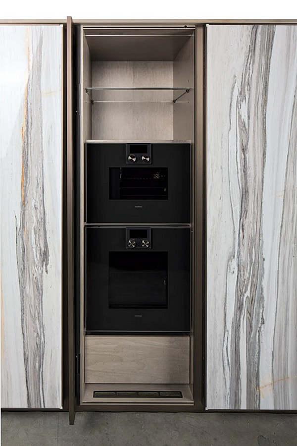 Cucina in legno con maniglie integrate GIORGETTI GK 02 fabbrica GIORGETTI dall'Italia. Foto №5