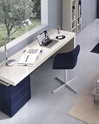 Desk STP327