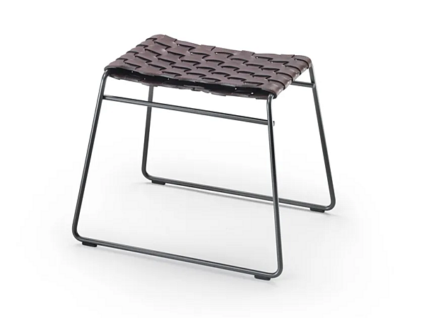 Pouf con base a slitta in pelle conciata FLEXFORM MATE fabbrica FLEXFORM dall'Italia. Foto №1