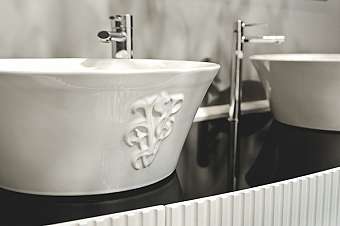 Base under the sink AUGUSTUS