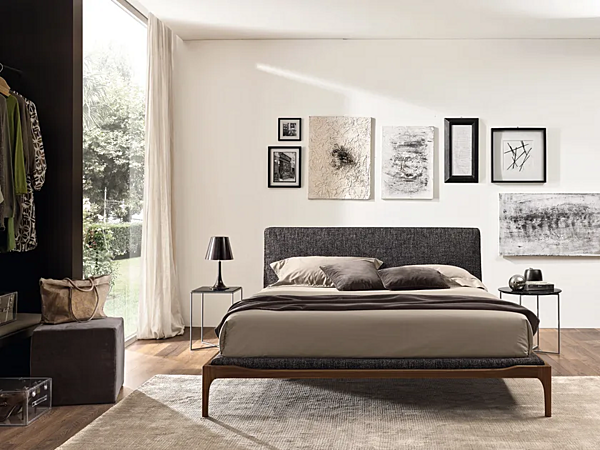 Letto matrimoniale con testata imbottita in legno Gladys Duomo Design fabbrica Duomo Design dall'Italia. Foto №6