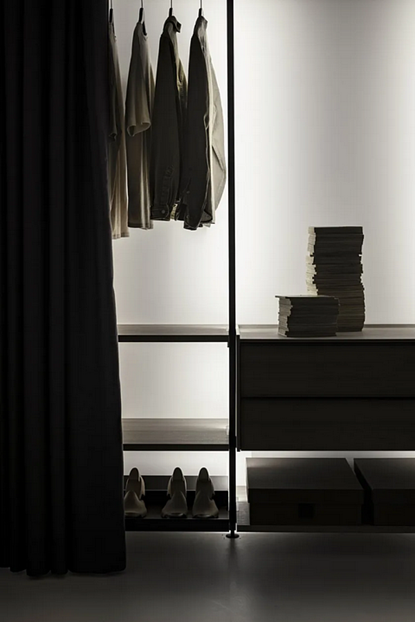 Armadio ad angolo in legno collezione Novel Kristalia fabbrica Kristalia dall'Italia. Foto №3