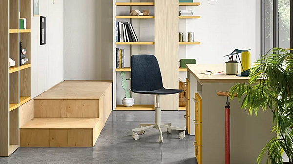 Poltrona imbottita con base a 5 razze Nidi fabbrica nidi dall'Italia. Foto №2