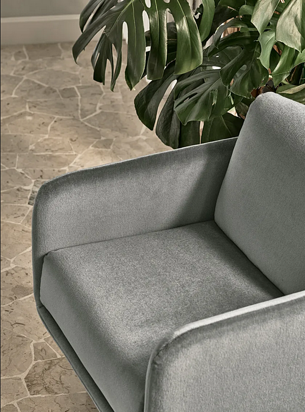 Poltrona con braccioli in tessuto imbottito Gallotti&Radice collezione Lilas fabbrica Gallotti & Radice dall'Italia. Foto №4